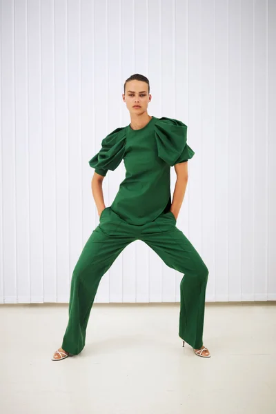 Look 18